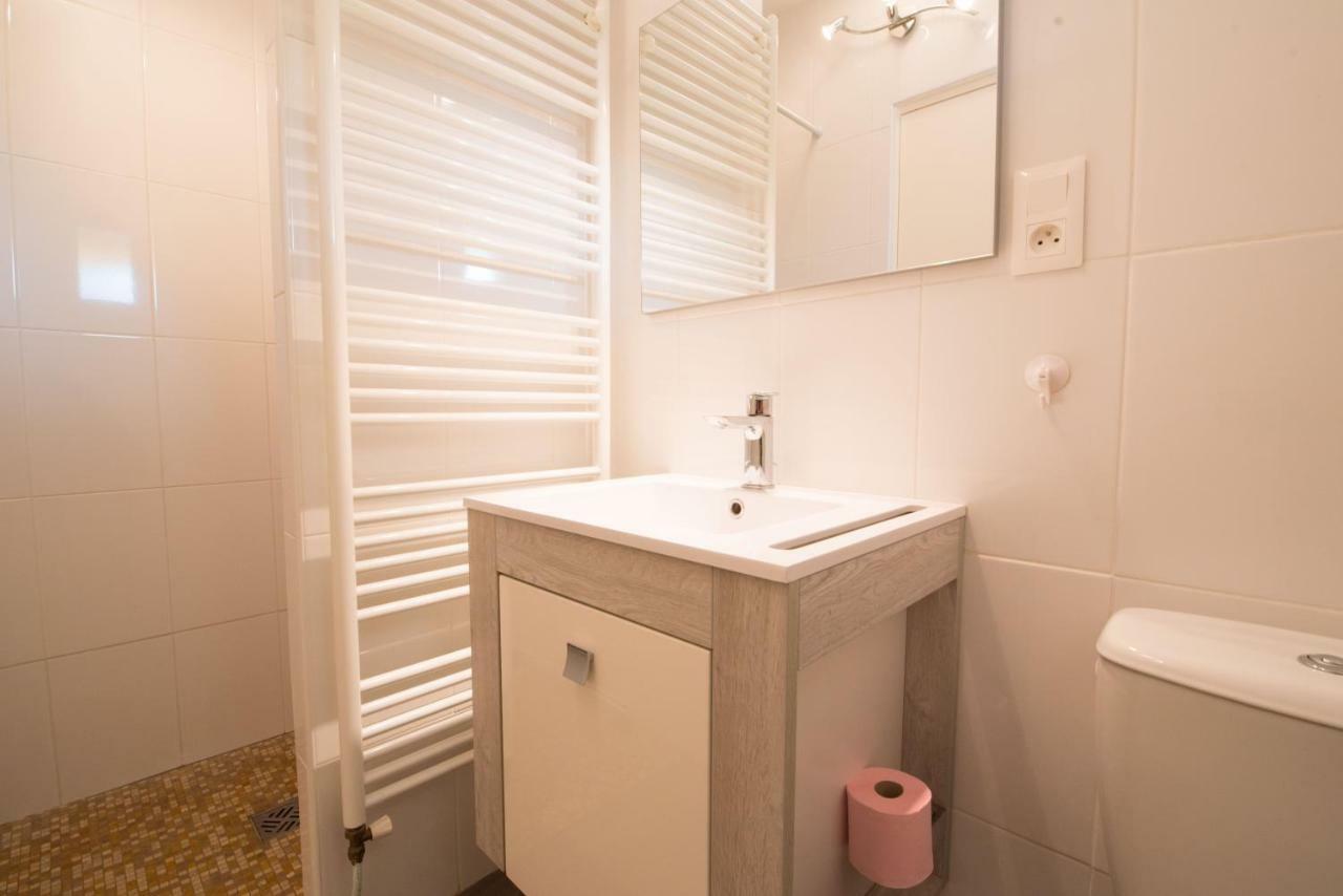 villa Les Cactees Petite résidence de tourisme classée 3 étoiles Antibes Esterno foto